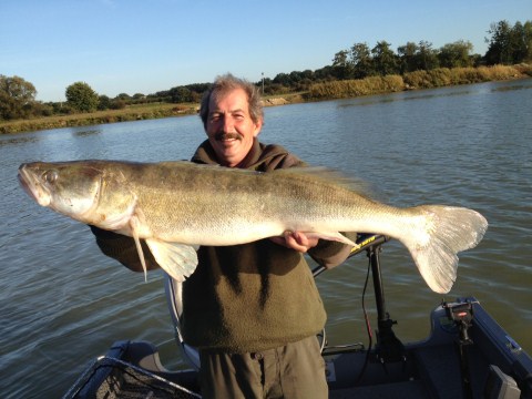 Weinig beten wel een kneiter