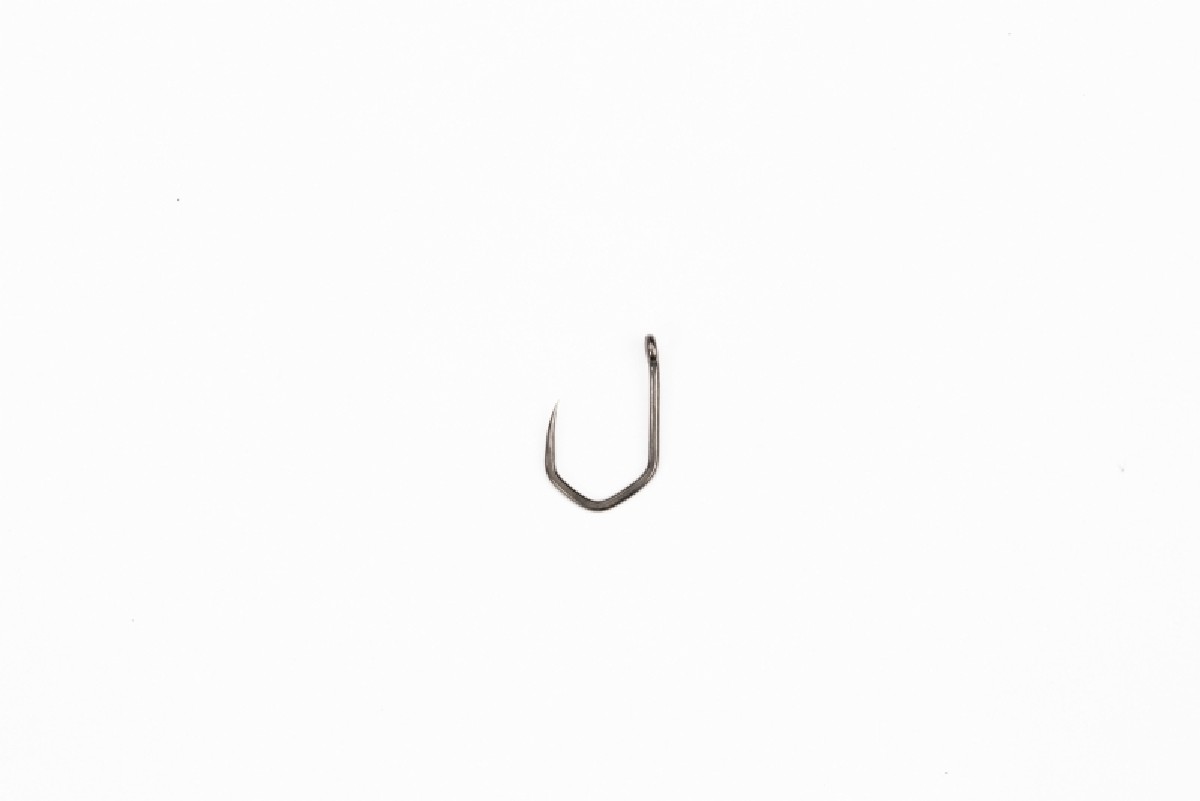 Nash Pinpoint Flota Claw Size 6
