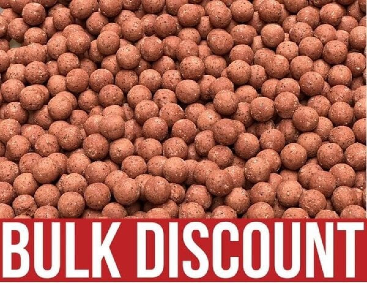 MTC Baits Strawberry Big Fish Boilies 16mm 50kg MTC Baits Strawberry Big Fish Boilies 16mm 50kg