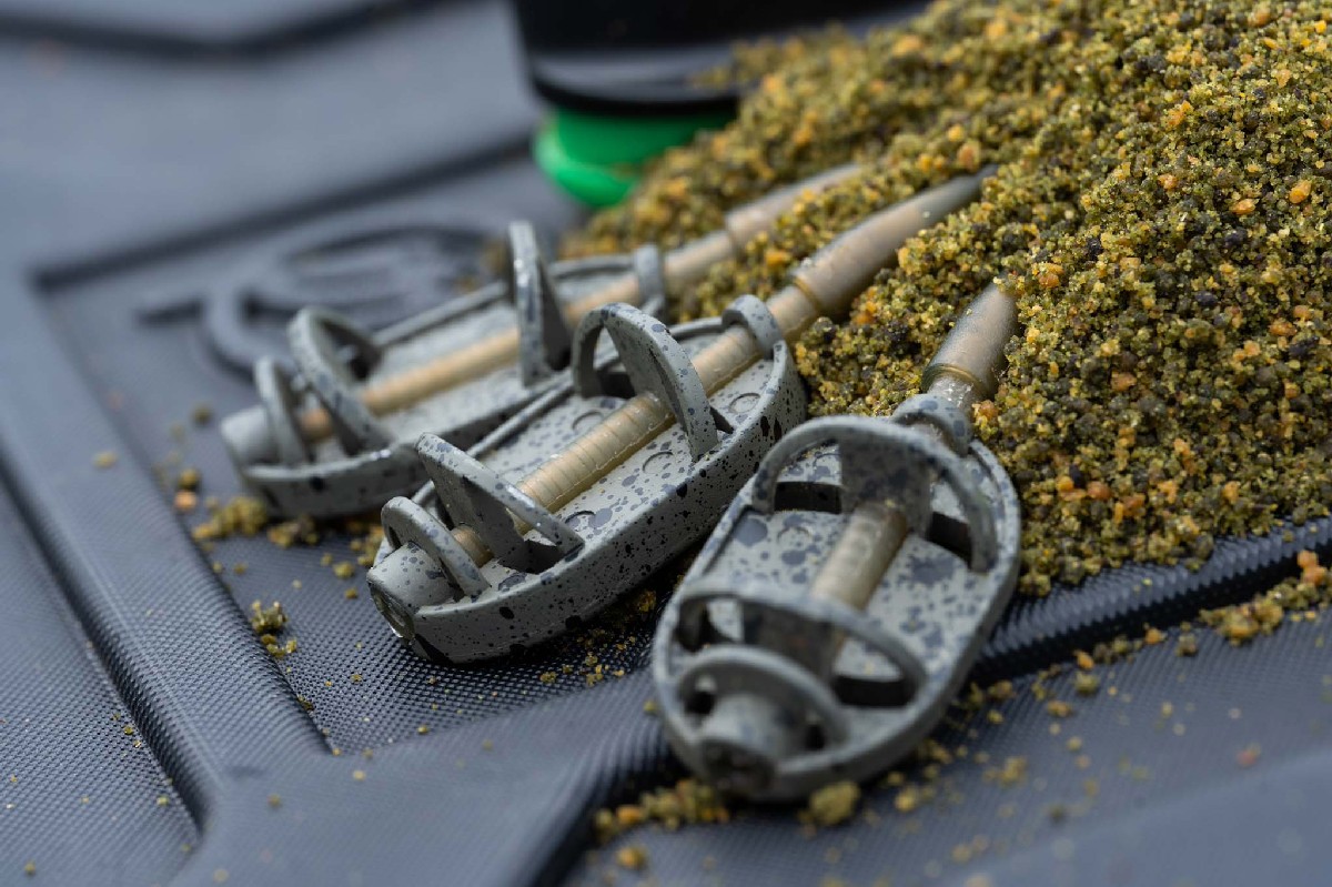 Preston ICS In-Line Dura Flat Method Medium 45gr Preston ICS In-Line Dura Flat Method Medium 45gr