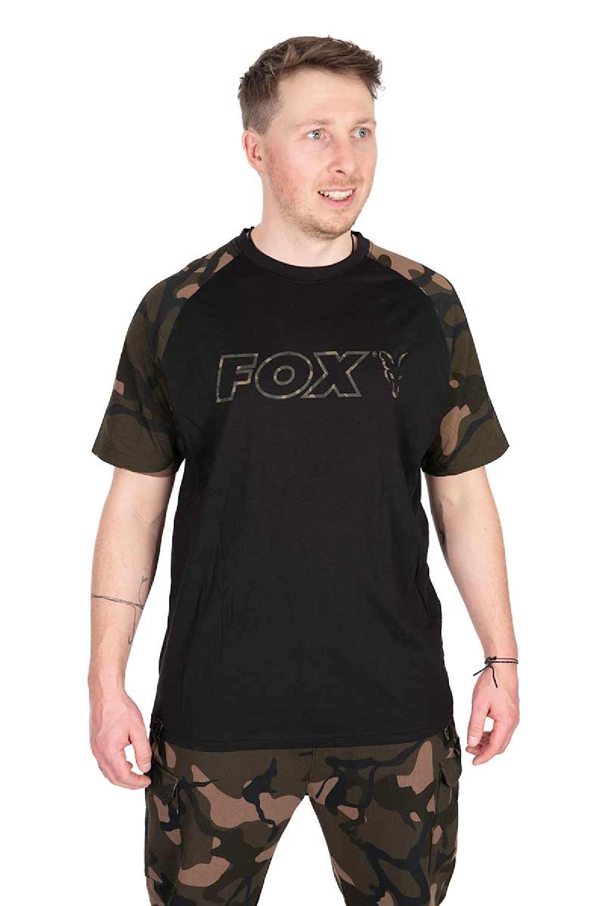 Fox Black / Camo Outline T Medium