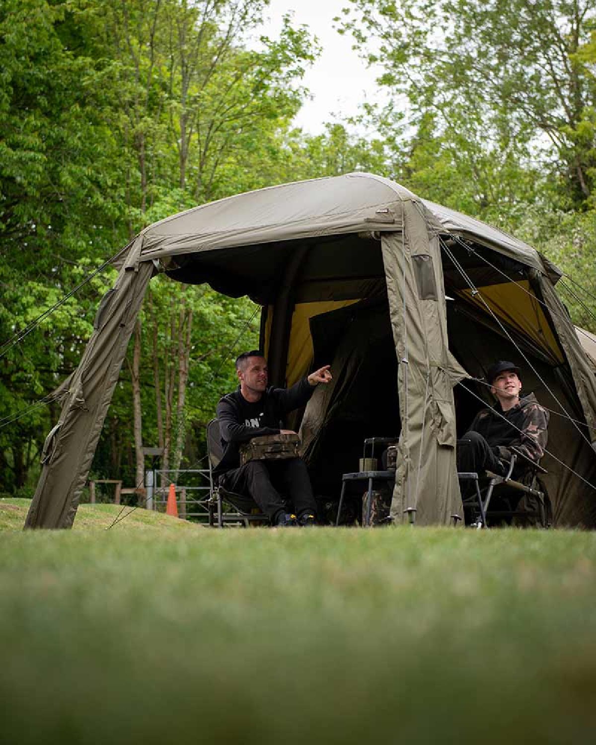 Fox Air Frame Social Shelter 2.5 x 2.5m
